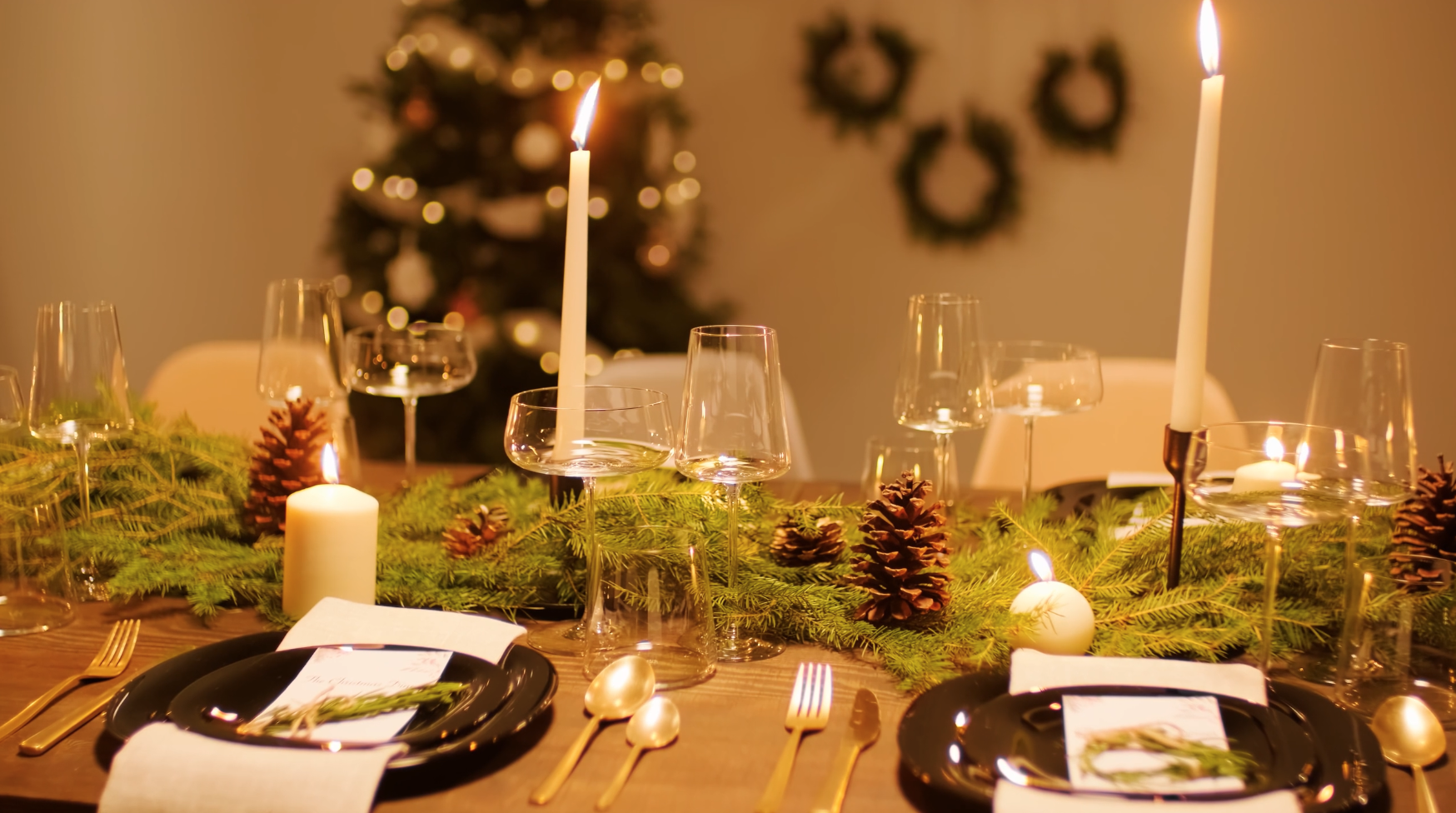 Home for the Holidays: Stylish Touches for Festive Design